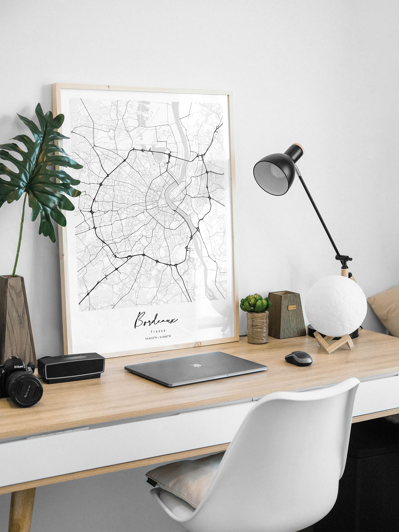 BORDEAUX Map Poster - Modern Minimalist Wall Decor - Mappora